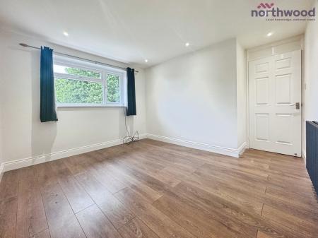 3 bedroom Semi-detached house to let in Goodwood Gardens, Totton, SO40