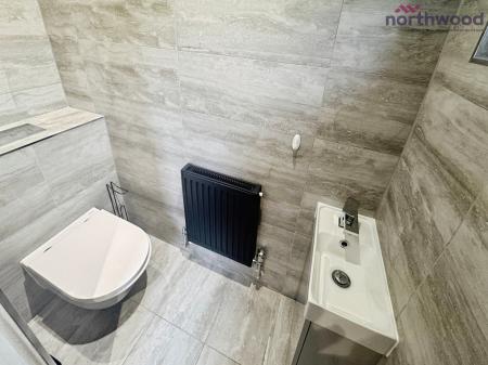 3 bedroom Semi-detached house to let in Goodwood Gardens, Totton, SO40