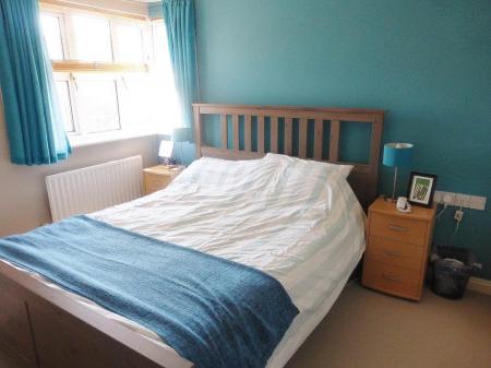 3 bedroom Semi-detached house to let in Siddal Close, Southampton, SO19