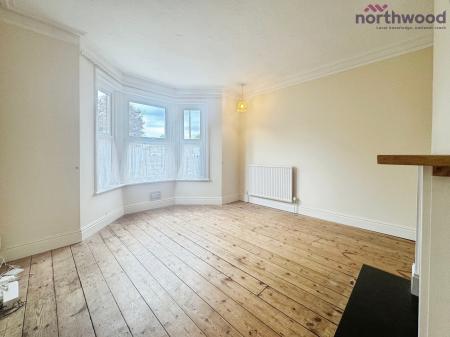 3 bedroom Detached house to let in Shirley Park Road, SO16