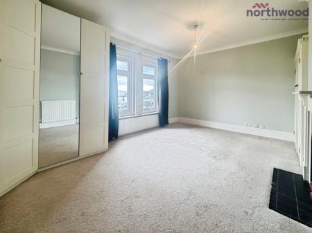 3 bedroom Detached house to let in Shirley Park Road, SO16