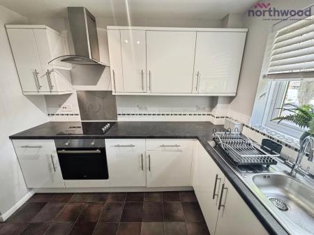1 bedroom Ground floor flat to let in Oakhill Close, Chandlers Ford, SO53