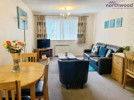 1 bedroom Flat to let in Beatty Court, Anson Drive
