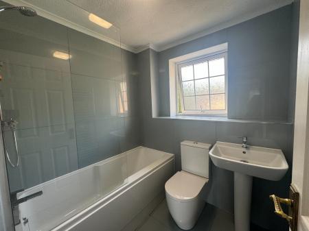 2 bedroom Terraced House to let in Cudworth Mead, Hedge End, SO30