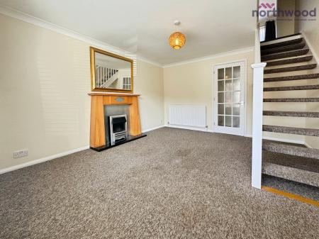 2 bedroom Semi-detached house to let in Millbrook Road East, SO15