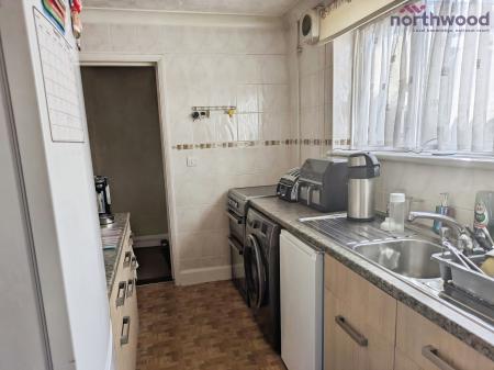 3 bedroom Terraced House to let in Colburn Close, Southampton, SO16