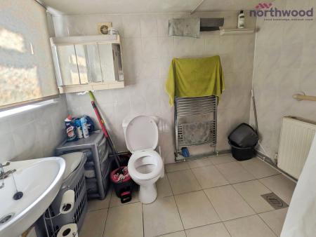 3 bedroom Terraced House to let in Colburn Close, Southampton, SO16