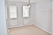 3 bedroom Terraced House to let in Churchward Gardens, Hedge End, Southampton, SO30