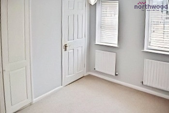 3 bedroom Terraced House to let in Churchward Gardens, Hedge End, Southampton, SO30