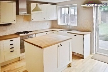 3 bedroom Terraced House to let in Churchward Gardens, Hedge End, Southampton, SO30