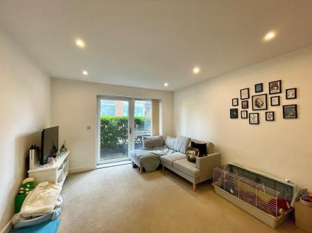 1 bedroom Flat to let in Ledbury House, Woolston, SO19