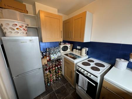1 bedroom Ground floor flat to let in Brunel Road, SO15