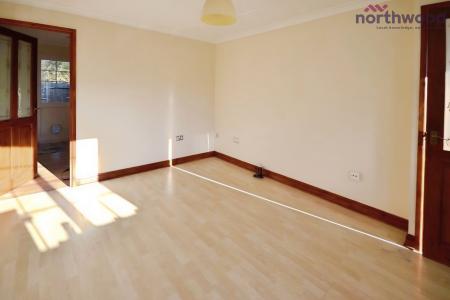2 bedroom Terraced House to let in Stirling Crescent, Hedge End, SO30