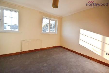 2 bedroom Terraced House to let in Stirling Crescent, Hedge End, SO30