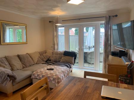 2 bedroom End of terrace house to let in Treagore Road, Calmore, SO40