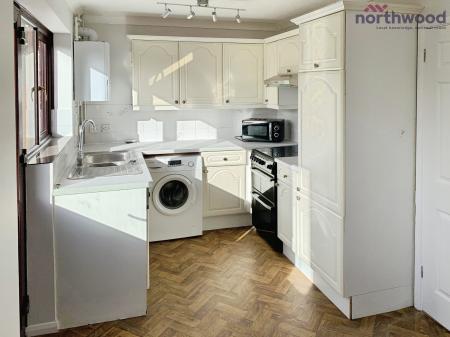 3 bedroom Semi-detached house to let in Conference Drive, Locks Heath, SO31