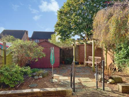 3 bedroom Semi-detached house to let in Conference Drive, Locks Heath, SO31
