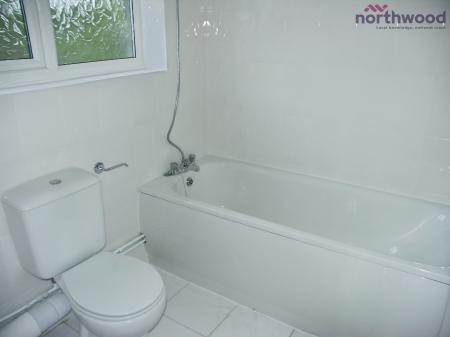 2 bedroom Flat to let in Kings Way, Eastleigh, SO53