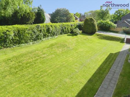 2 bedroom Flat to let in Kings Way, Eastleigh, SO53