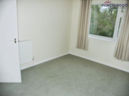 2 bedroom Flat to let in Kings Way, Eastleigh, SO53