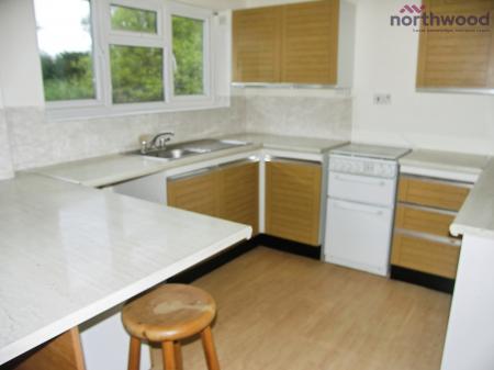 2 bedroom Flat to let in Kings Way, Eastleigh, SO53