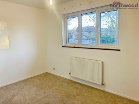 2 bedroom Semi-detached house to let in Monnow Gardens, West End, SO18