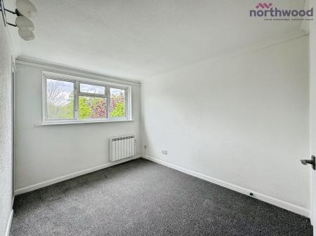 2 bedroom Flat to let in Elm Court, Westwood Road, SO17