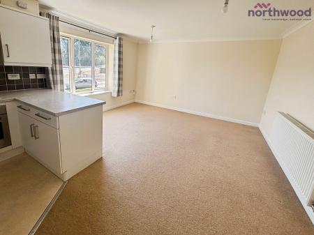 2 bedroom Flat to let in Rostron Close, West End, SO18
