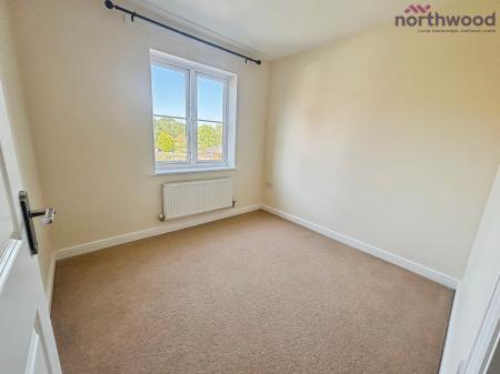 2 bedroom Flat to let in Rostron Close, West End, SO18