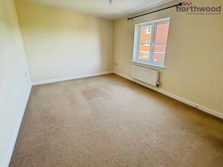 2 bedroom Flat to let in Rostron Close, West End, SO18