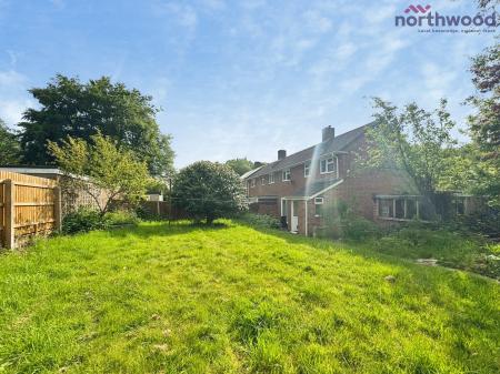 3 bedroom Semi-detached house to let in Greywell Avenue, SO16