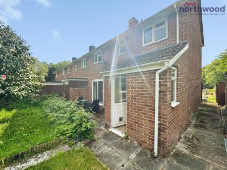 3 bedroom Semi-detached house to let in Greywell Avenue, SO16
