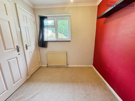 3 bedroom Semi-detached house to let in Greywell Avenue, SO16