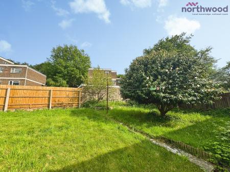 3 bedroom Semi-detached house to let in Greywell Avenue, SO16