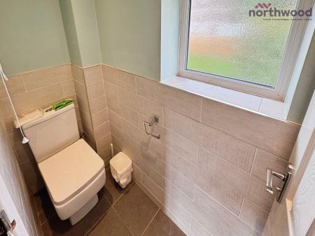 3 bedroom Semi-detached house to let in Greywell Avenue, SO16