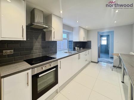 3 bedroom Terraced House to let in Derby Road, Southampton, SO14
