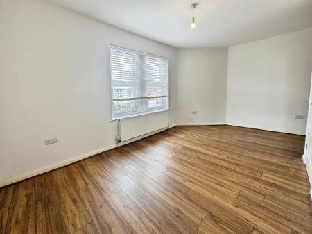 2 bedroom Flat to let in Doncaster Road, Eastleigh, SO50