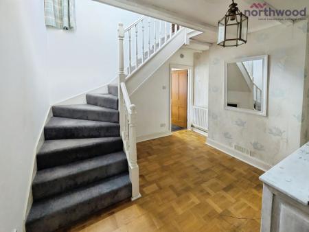 2 bedroom Semi-detached house to let in Moorgreen Road, West End, SO30