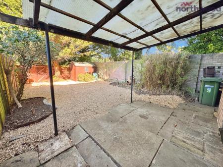 2 bedroom Semi-detached house to let in Lynn Close, West End, SO18