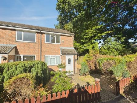 2 bedroom Semi-detached house to let in Lynn Close, West End, SO18