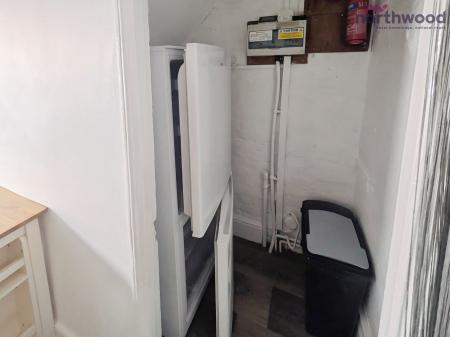 1 bedroom Flat to let in Kingston Road, SO15