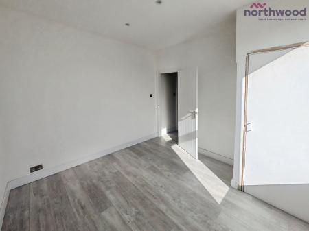 1 bedroom Flat to let in Cobbett Road, Bitterne, SO18