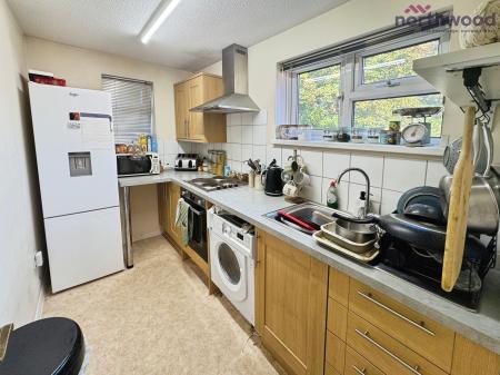 1 bedroom Maisonette to let in Kennet Close, West End, SO18