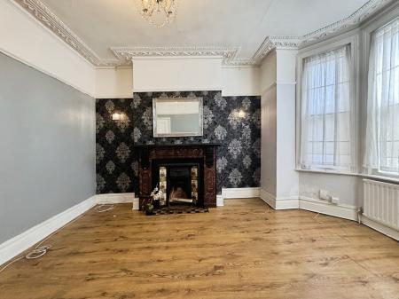 3 bedroom Terraced House to let in Atherley Road, Southampton, SO15