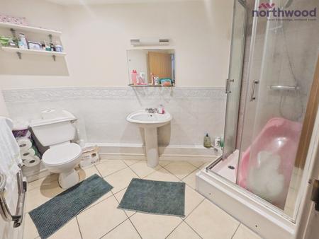2 bedroom Flat to let in Goldsmith Court, Briton Street, SO14