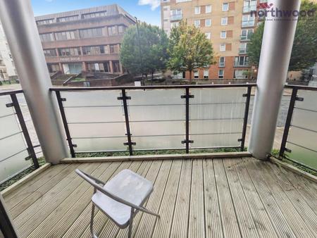 2 bedroom Flat to let in Goldsmith Court, Briton Street, SO14