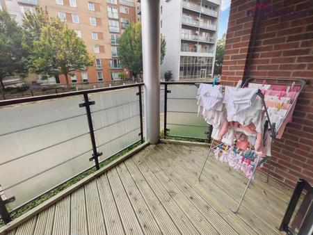 2 bedroom Flat to let in Goldsmith Court, Briton Street, SO14