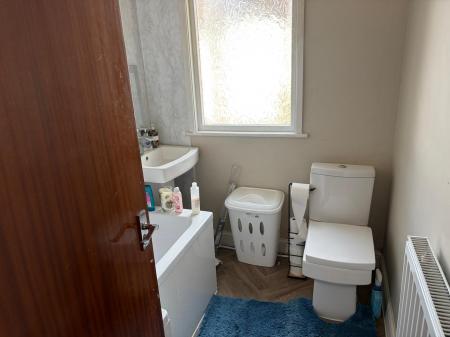 3 bedroom Terraced House to let in Tintern Avenue, Westcliff-on-Sea, SS0