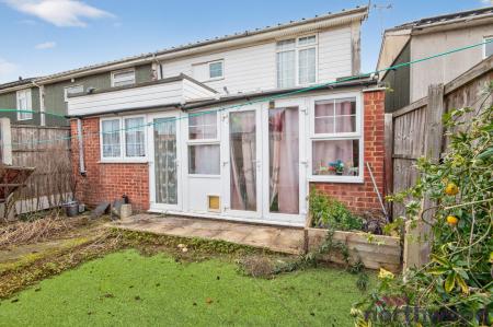 3 bedroom End of terrace house for sale in Kenneth Road, Basildon, SS13