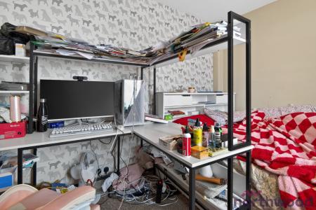 3 bedroom End of terrace house for sale in Kenneth Road, Basildon, SS13